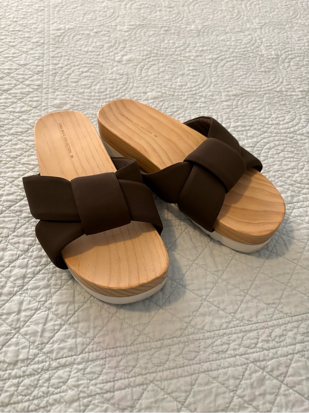 Zara Premium Wooden sandals. Size 8. - Picture 3 of 12